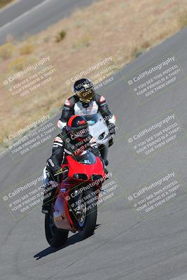 media/Nov-12-2023-Classic Track Days (Sun) [[11f17acb81]]/Group 3/session 2 turn 9/